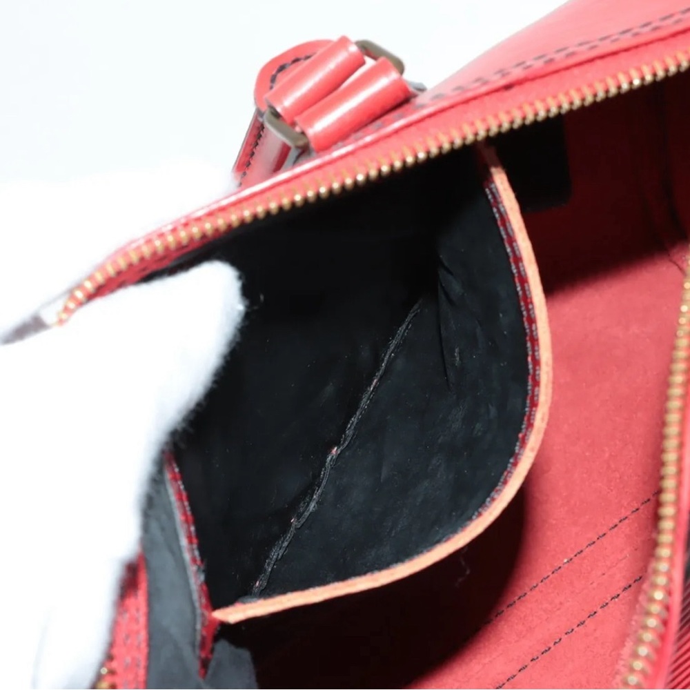 Louis Vuitton Epi Speedy 25 Red With Gold Hardware M43017 - Picture 10 of 13